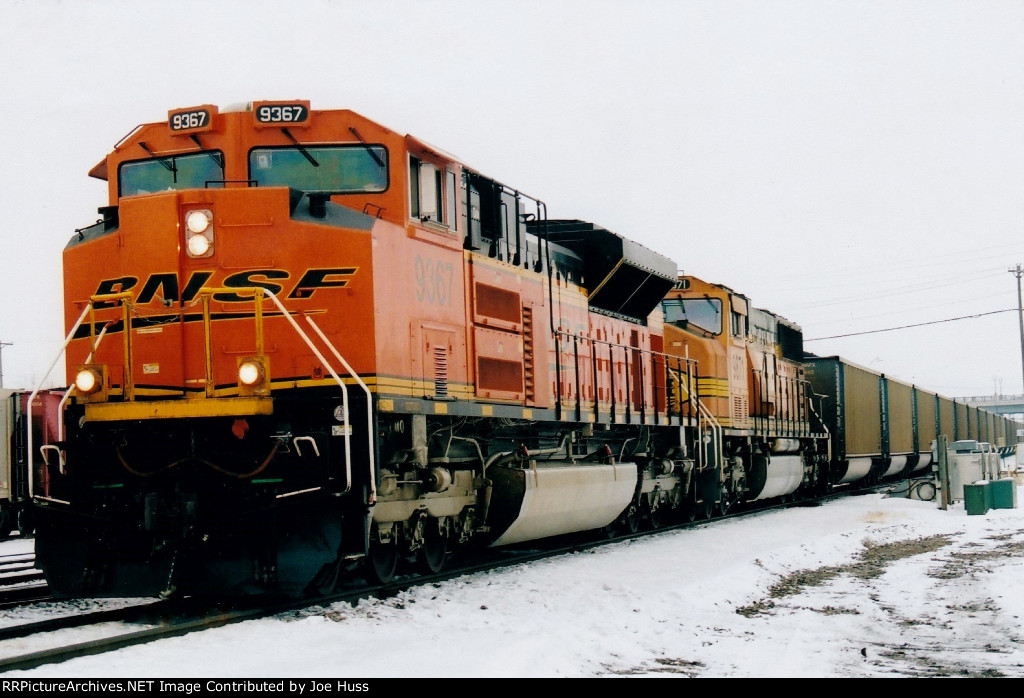 BNSF 9367 East